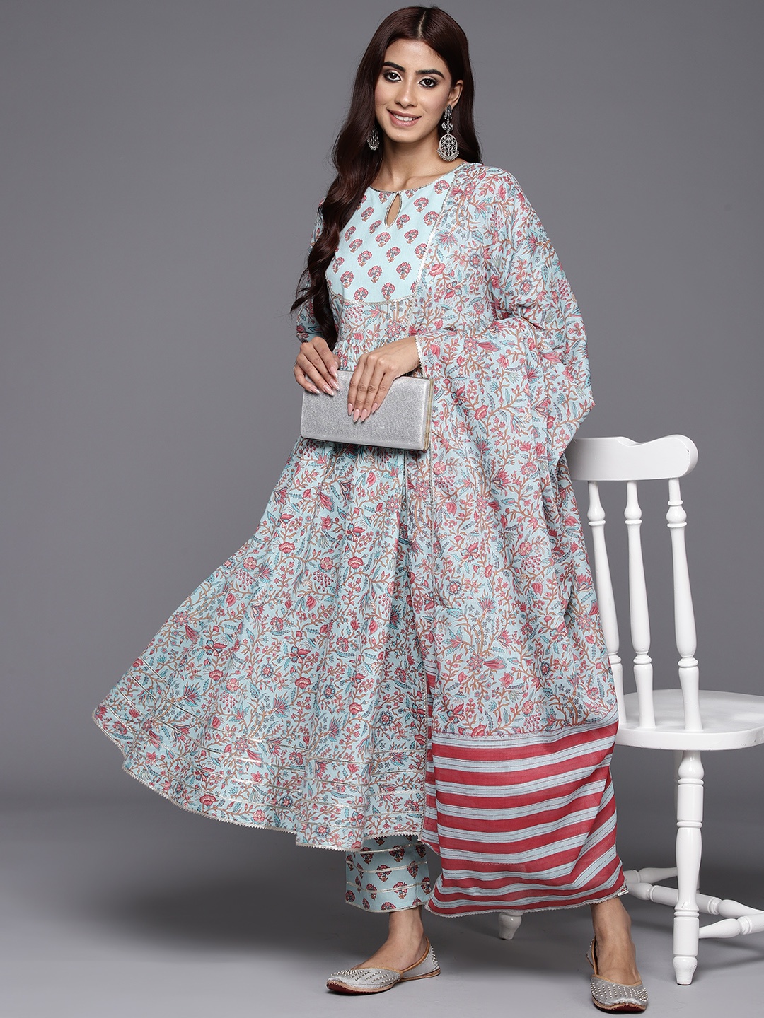 Libas Women Floral Printed Pleated Gotta Patti Pure Cotton Kurta with Trousers & Dupatta, Turquoise blue
Libas Women Floral Printed Pleated Gotta Patti Pure Cotton Kurta with Trousers & Dupatta, Turquoise blue
