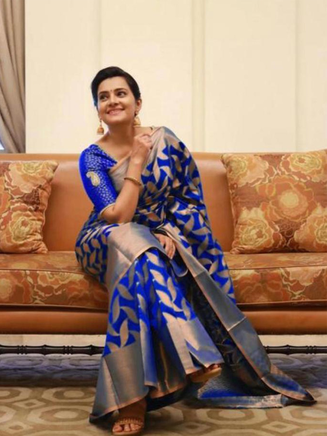 Wuxi Ethnic Motifs Zari Pure Silk Banarasi Saree, Blue
