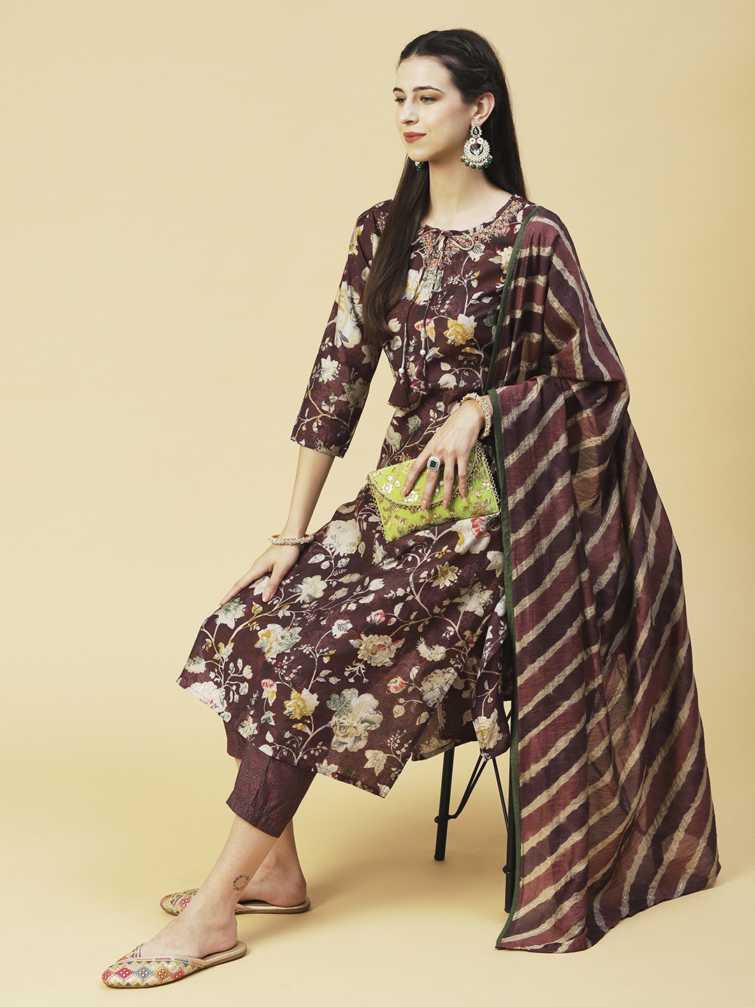 FASHOR Floral Printed Beads and Stones Kurta with Trousers & With Dupatta, Burgundy
FASHOR Floral Printed Beads and Stones Kurta with Trousers & With Dupatta, Burgundy
