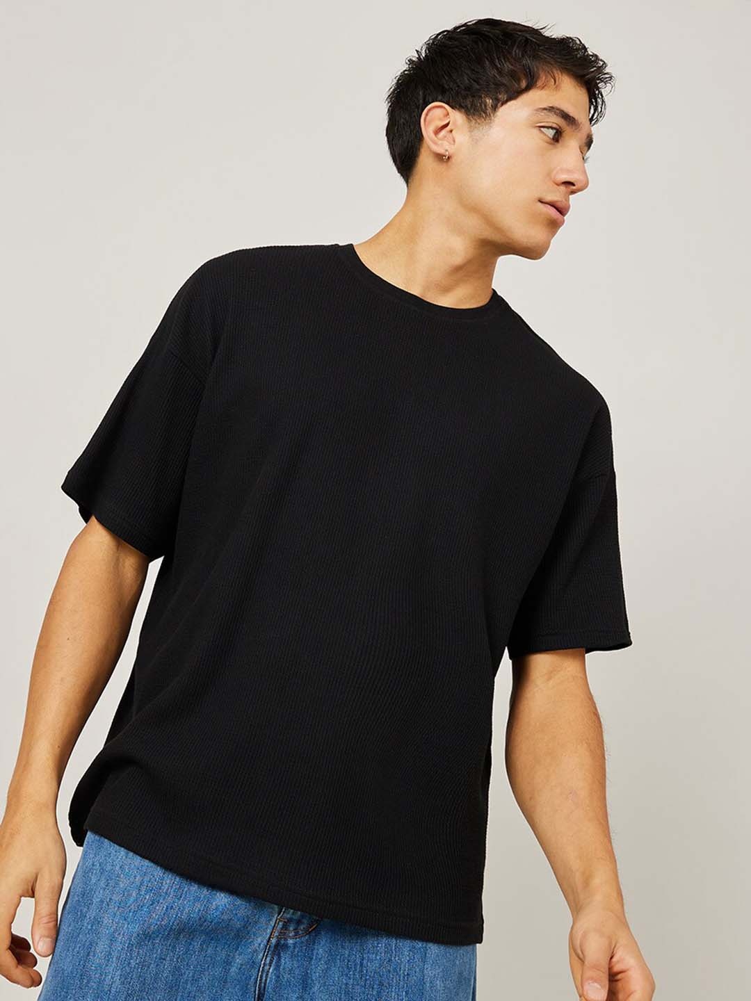 Styli Men Solid Drop-Shoulder Sleeves Waffle Knitted Oversized T-Shirt, Black