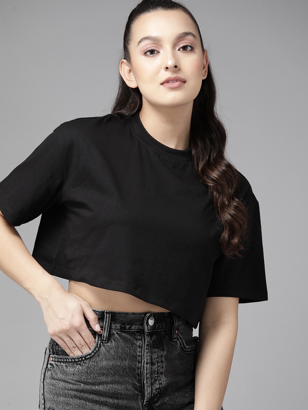 The Roadster Lifestyle Co. Women Drop-Shoulder Sleeves Pure Cotton Boxy Super Crop T-shirt, Black
The Roadster Lifestyle Co. Women Drop-Shoulder Sleeves Pure Cotton Boxy Super Crop T-shirt, Black