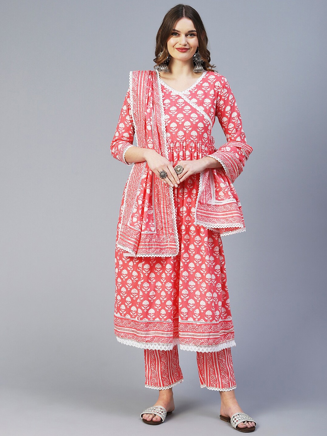 FASHOR Women Floral Printed Angrakha Gotta Patti Pure Cotton Kurta with Trousers & Dupatta, Peach
FASHOR Women Floral Printed Angrakha Gotta Patti Pure Cotton Kurta with Trousers & Dupatta, Peach