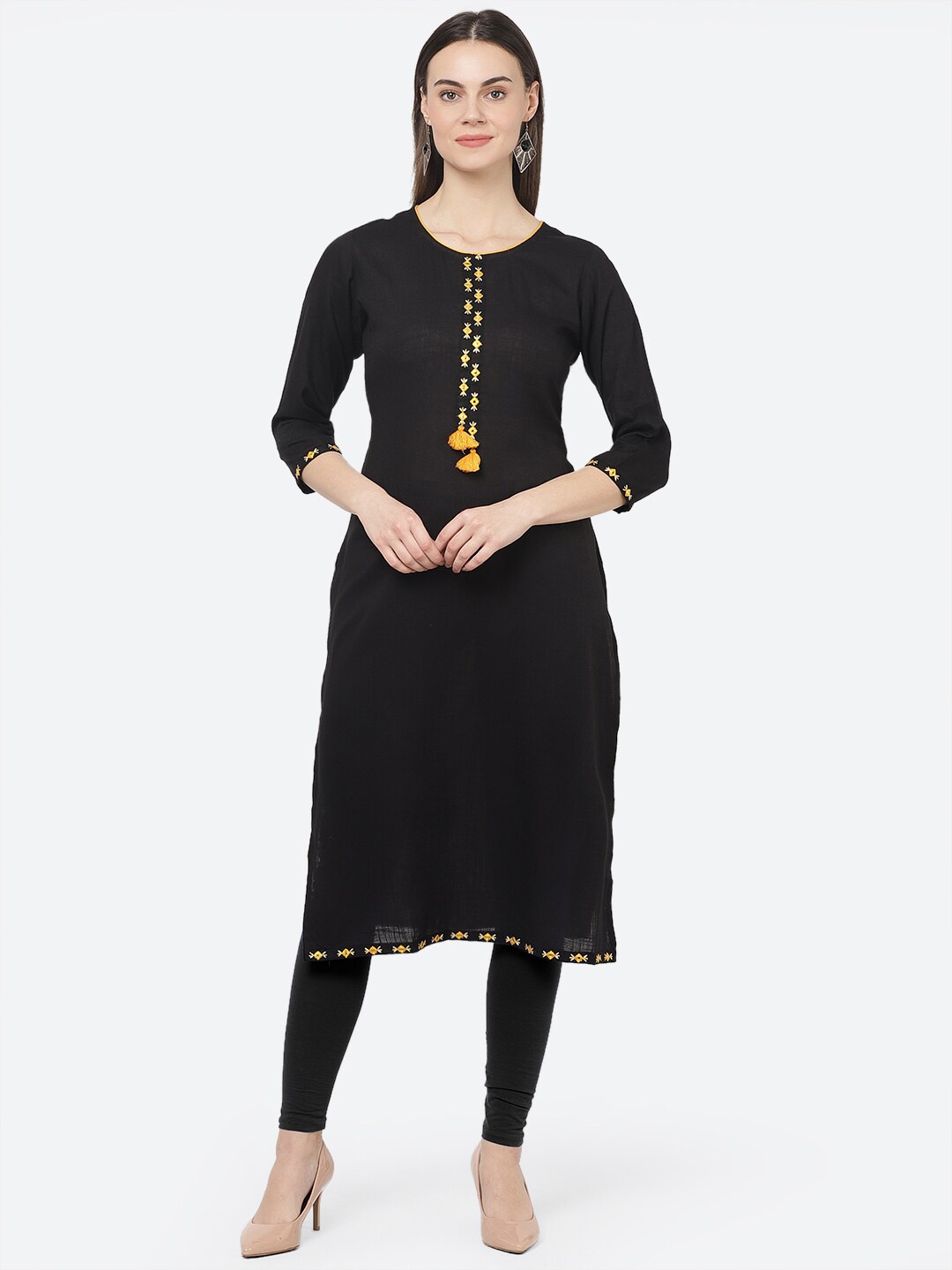 aayusika Women Solid Round Neck Kurta, Black