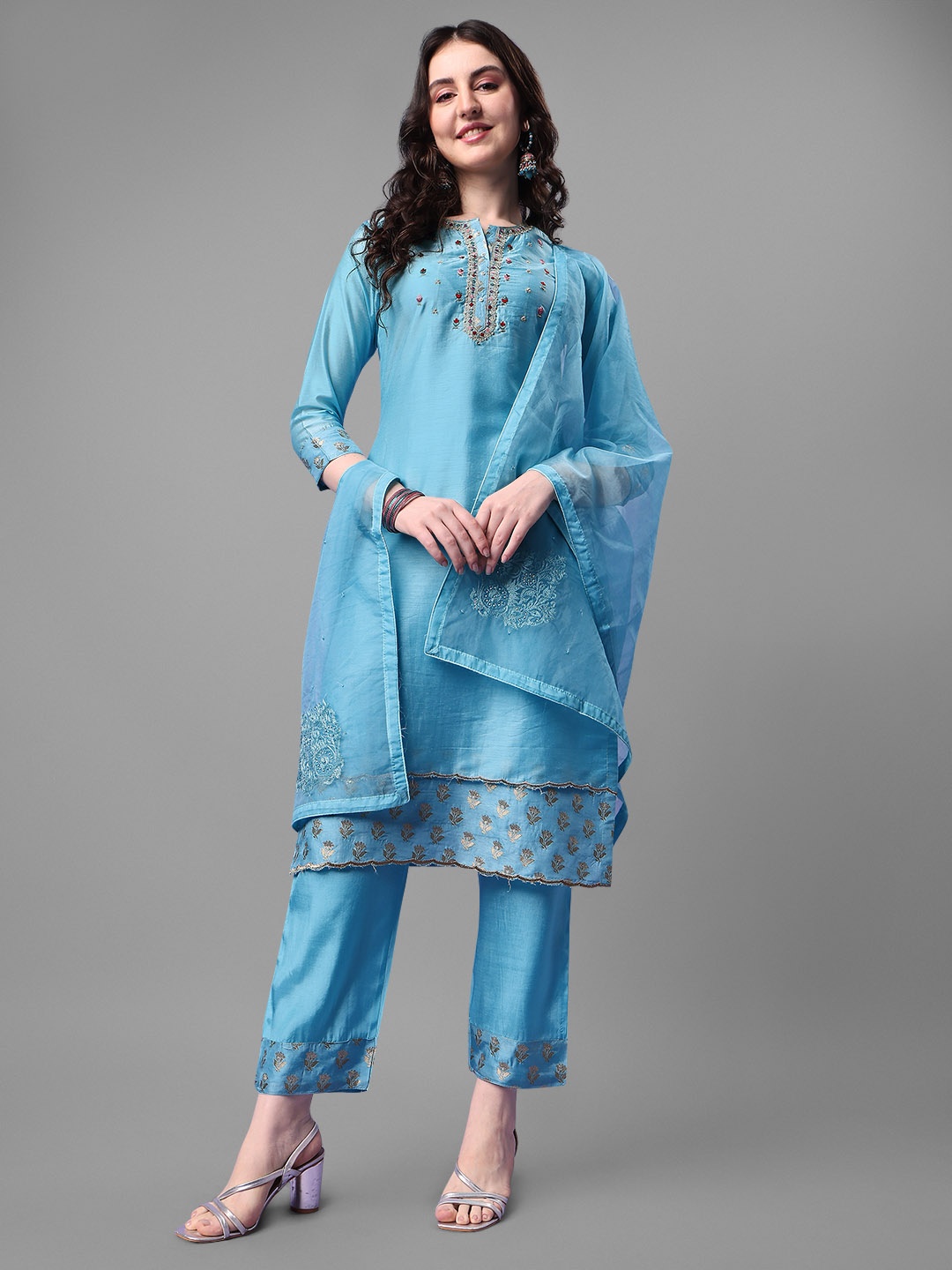Seerat Women Ethnic Motifs Embroidered Thread Work Kurta with Trousers & Dupatta, Blue
Seerat Women Ethnic Motifs Embroidered Thread Work Kurta with Trousers & Dupatta, Blue