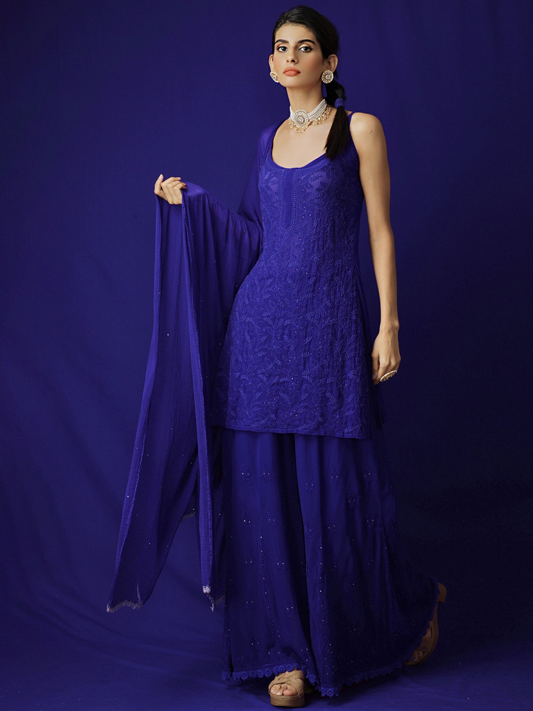 LABEL AISHWARYRIKA Women Floral Embroidered Thread Work Kurta with Palazzos & Dupatta, Blue
LABEL AISHWARYRIKA Women Floral Embroidered Thread Work Kurta with Palazzos & Dupatta, Blue