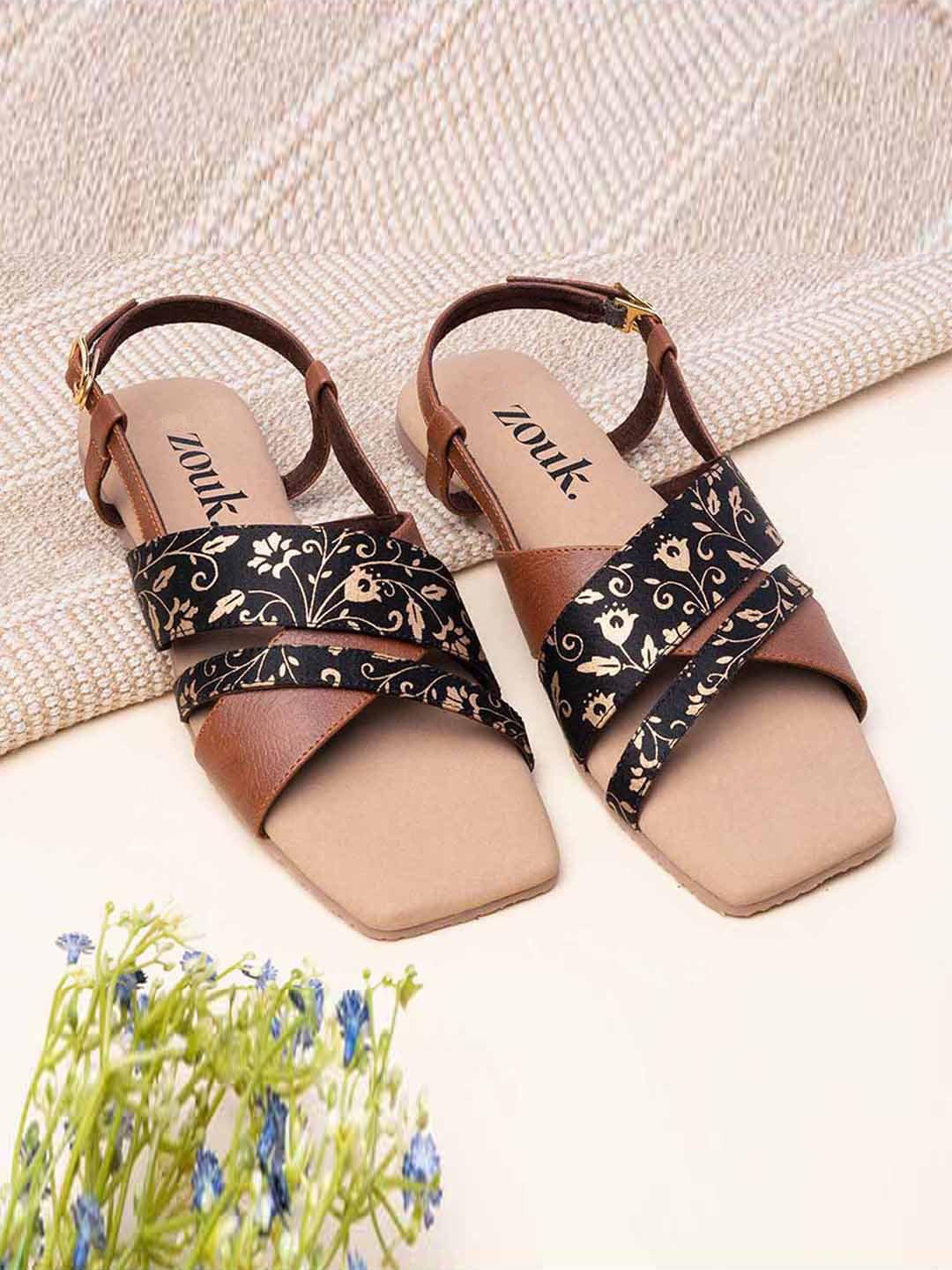 ZOUK Women Printed Open Toe Flats, Black