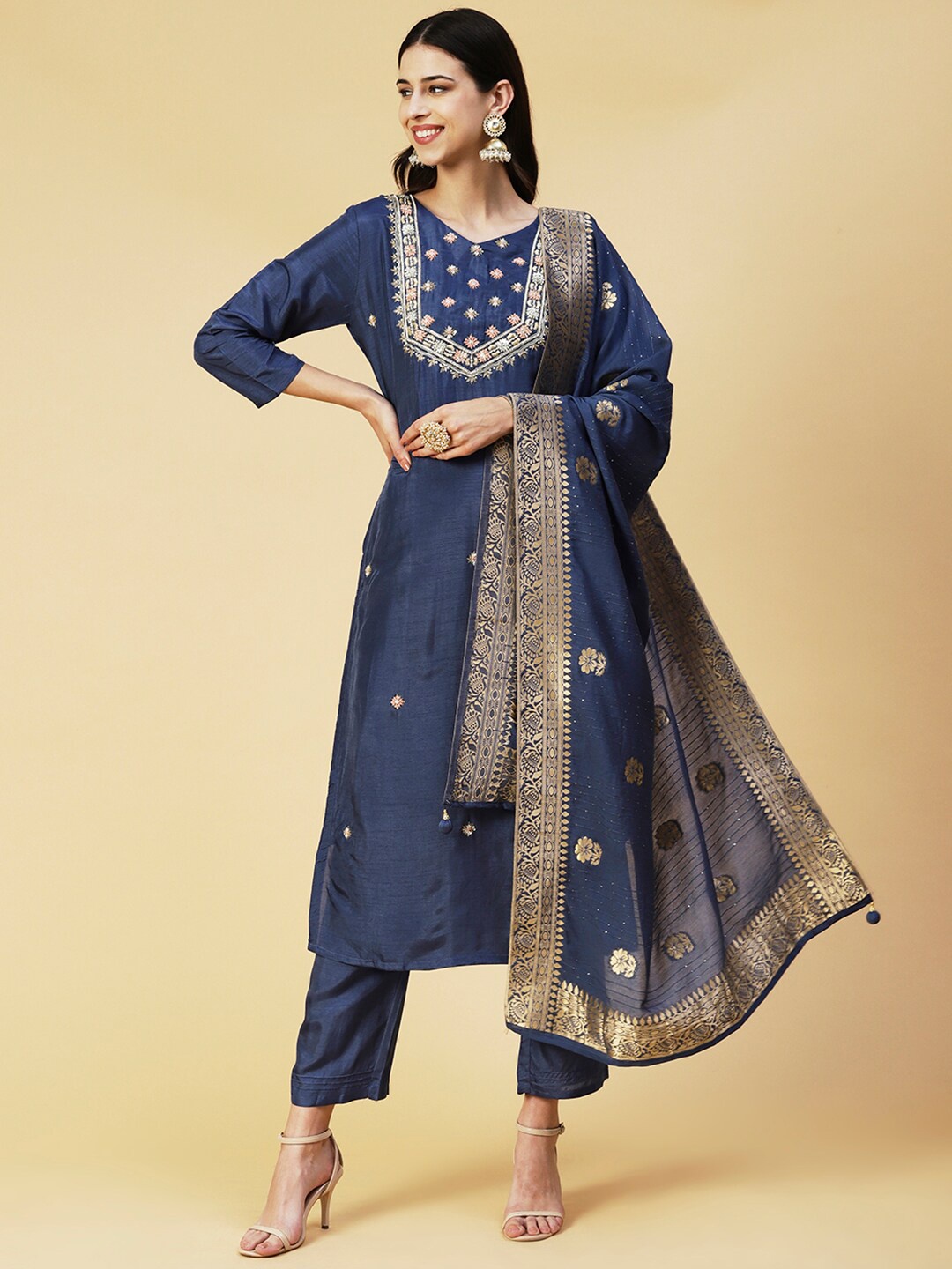 FASHOR Women Ethnic Motifs Embroidered Sequinned Kurta with Trousers & With Dupatta, Blue
FASHOR Women Ethnic Motifs Embroidered Sequinned Kurta with Trousers & With Dupatta, Blue