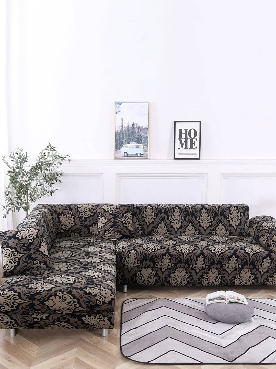 HOUSE OF QUIRK Black & Beige Ethnic Motif Printed Stretchable Double-Seater Sofa Slipcover
HOUSE OF QUIRK Black & Beige Ethnic Motif Printed Stretchable Double-Seater Sofa Slipcover