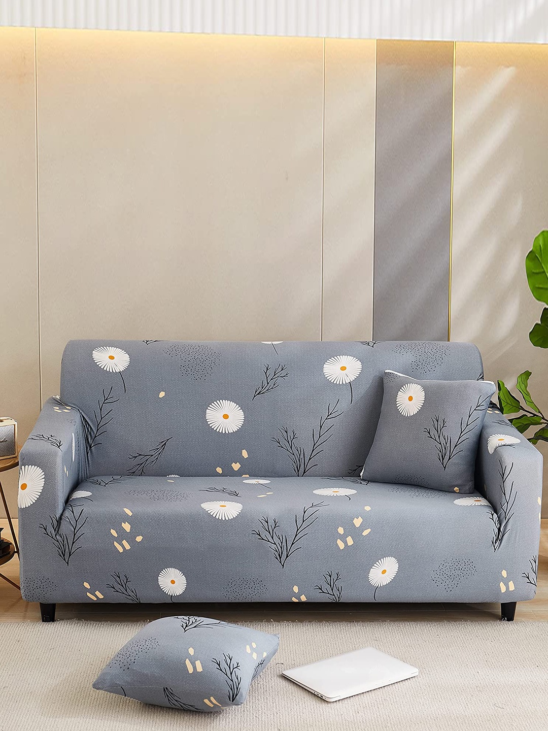 HOUSE OF QUIRK Universa Grey & White Floral Printed Stretchable 4-Seater Sofa Slipcover
HOUSE OF QUIRK Universa Grey & White Floral Printed Stretchable 4-Seater Sofa Slipcover