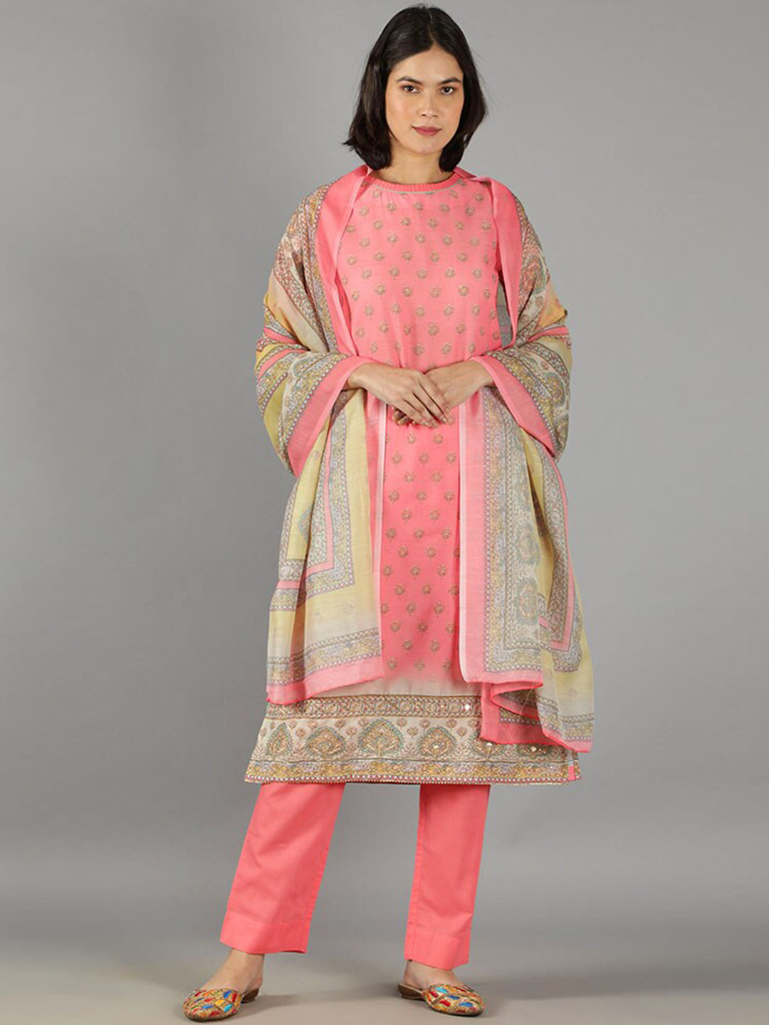 BARARA ETHNIC Ethnic Motifs Printed Pure Cotton Kurta with Trousers & With Dupatta, Pink
BARARA ETHNIC Ethnic Motifs Printed Pure Cotton Kurta with Trousers & With Dupatta, Pink