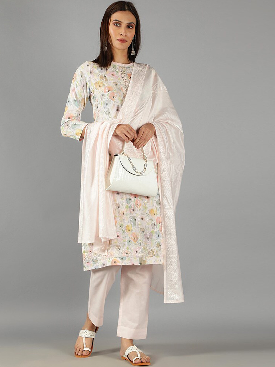 BARARA ETHNIC Women Pure Cotton Floral Printed Kurta with Trousers & With Dupatta, Pink
BARARA ETHNIC Women Pure Cotton Floral Printed Kurta with Trousers & With Dupatta, Pink