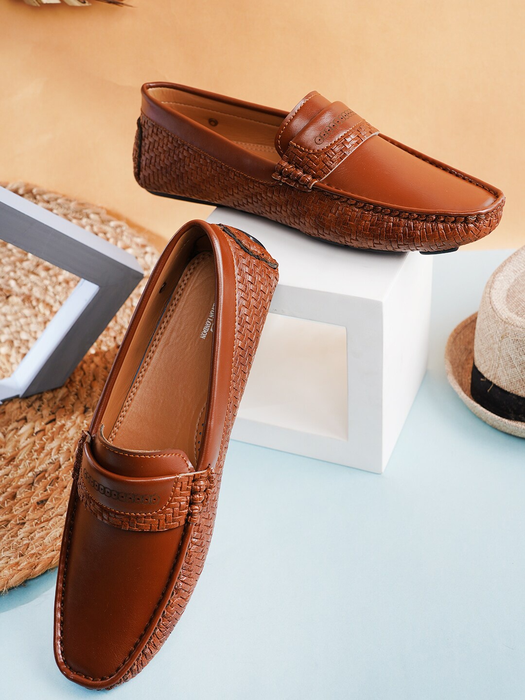 Carlton London Men Textured Loafers, Tan