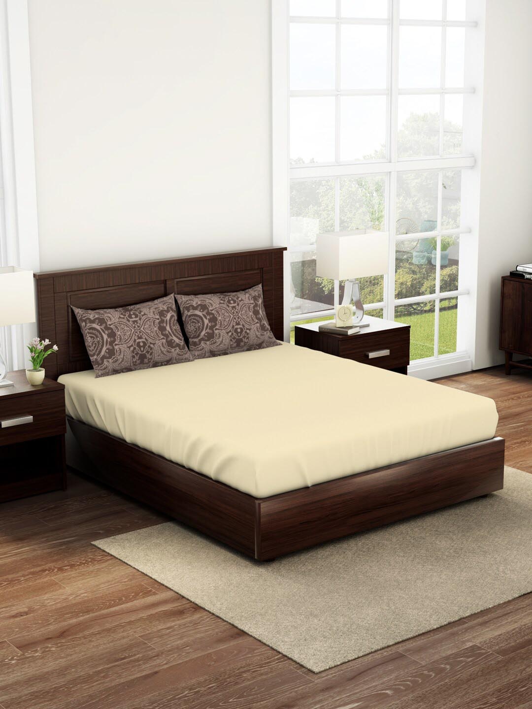 SPACES Reagalis Cream & Brown 144 TC Queen Pure Cotton Bedsheet with 2 Pillow Covers
SPACES Reagalis Cream & Brown 144 TC Queen Pure Cotton Bedsheet with 2 Pillow Covers