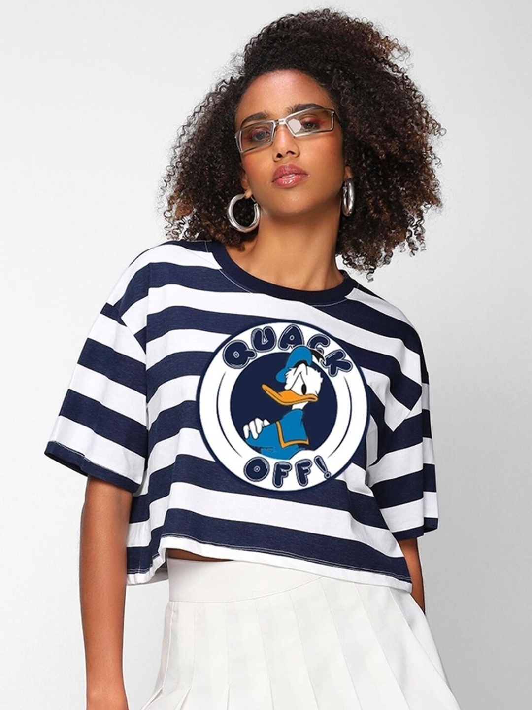 Bewakoof Women Donald Duck Printed Striped Drop-Shoulder Sleeves Loose T-shirt, White
Bewakoof Women Donald Duck Printed Striped Drop-Shoulder Sleeves Loose T-shirt, White