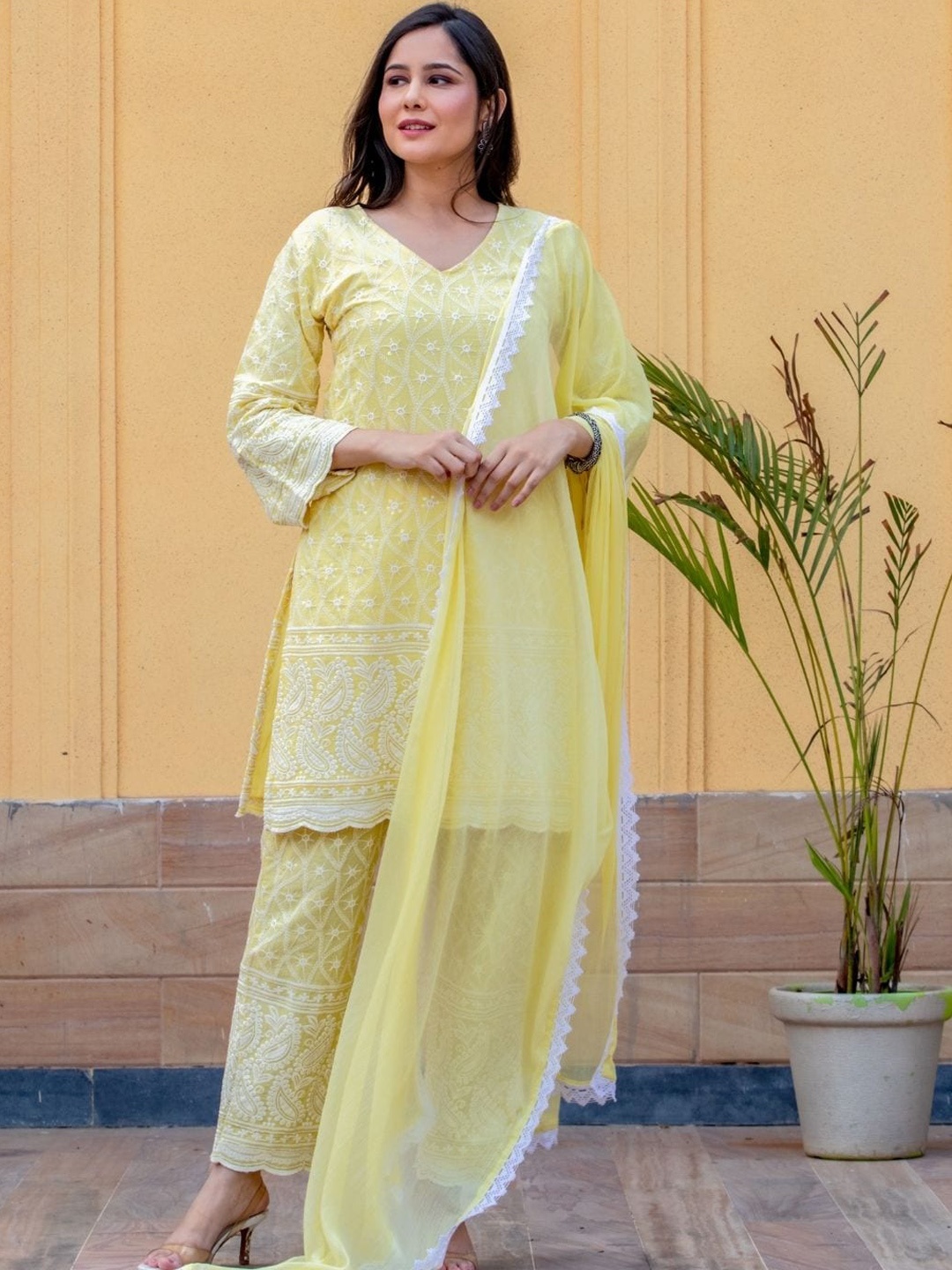 HOUSE OF JAMOTI Women Ethnic Motifs Embroidered Kurta with Palazzos & Dupatta, Yellow
HOUSE OF JAMOTI Women Ethnic Motifs Embroidered Kurta with Palazzos & Dupatta, Yellow