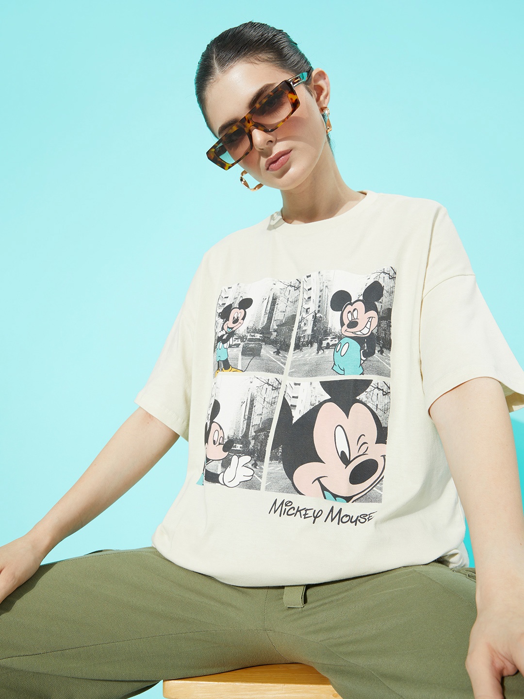 Kook N Keech Disney Women Creamy Beige Mickey Mouse Pure Cotton Poster Graphics T-shirt
Kook N Keech Disney Women Creamy Beige Mickey Mouse Pure Cotton Poster Graphics T-shirt