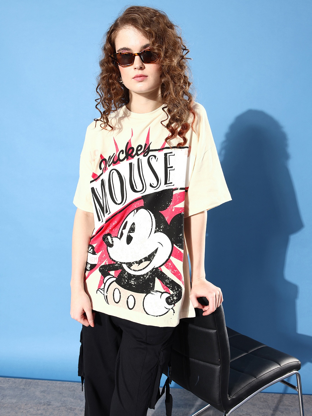 Kook N Keech Disney Women Earthy Beige Pure Cotton 90's Hollaback Poster Graphics T-shirt
Kook N Keech Disney Women Earthy Beige Pure Cotton 90's Hollaback Poster Graphics T-shirt