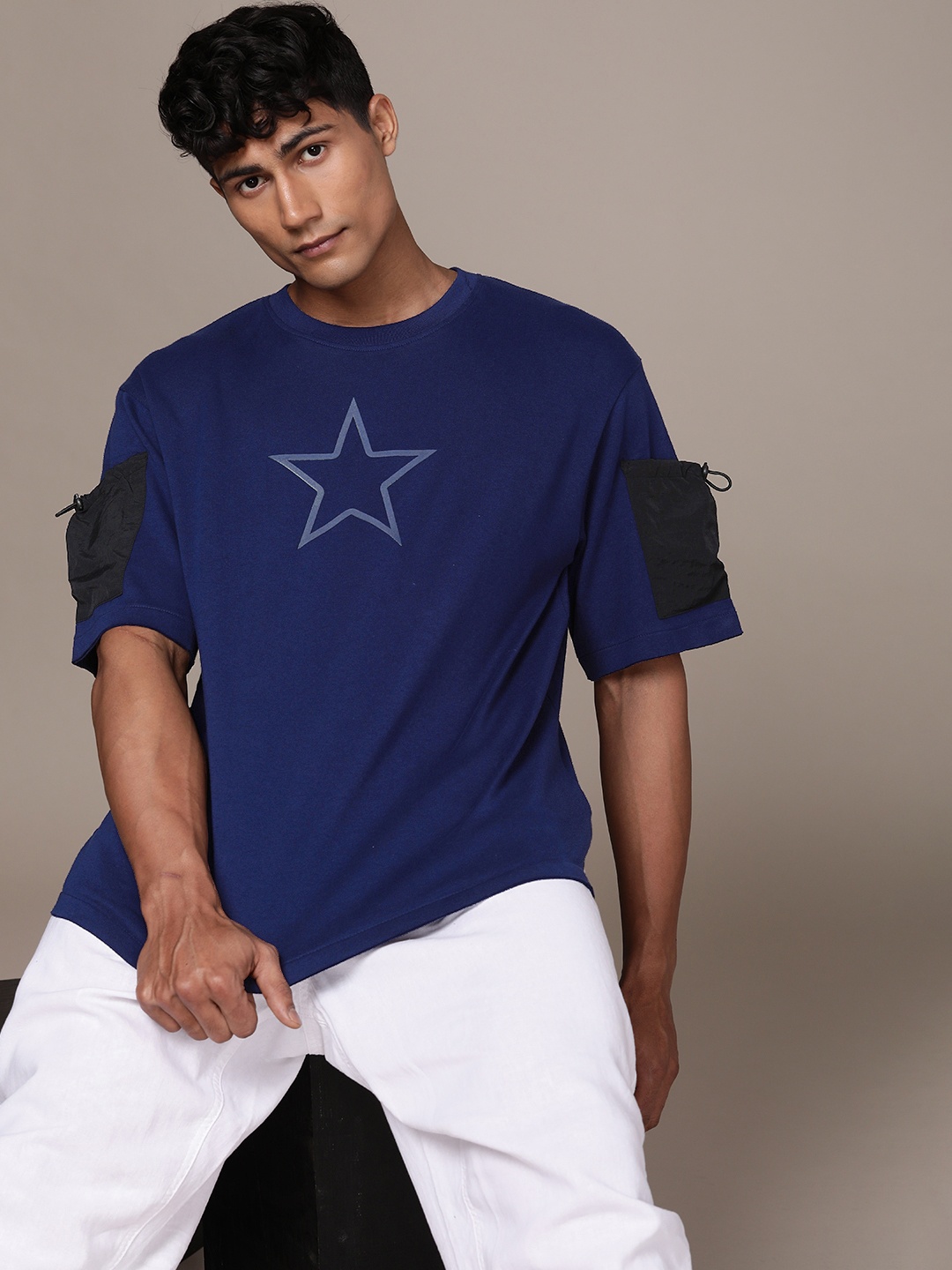 FORCE IX Men Brand Logo Printed Drop-Shoulder Sleeves Pure Cotton Loose T-shirt, Blue
FORCE IX Men Brand Logo Printed Drop-Shoulder Sleeves Pure Cotton Loose T-shirt, Blue