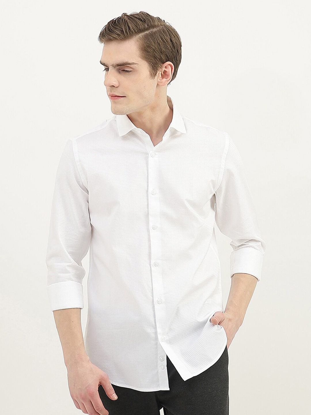 United Colors of Benetton Men Slim Fit Micro Checks Checked Cotton Casual Shirt, White
United Colors of Benetton Men Slim Fit Micro Checks Checked Cotton Casual Shirt, White