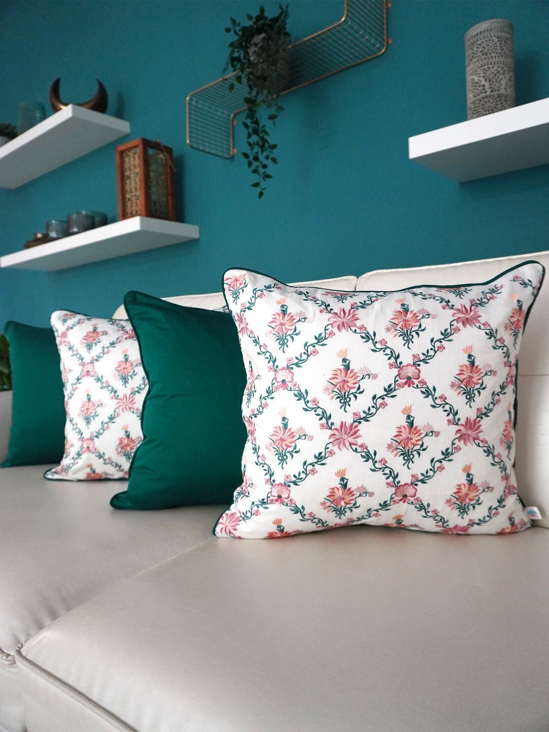 TARA- Sparkling Homes Embroidered Cushion Covers Blue & Pink Set of 4 Cushion Covers
TARA- Sparkling Homes Embroidered Cushion Covers Blue & Pink Set of 4 Cushion Covers