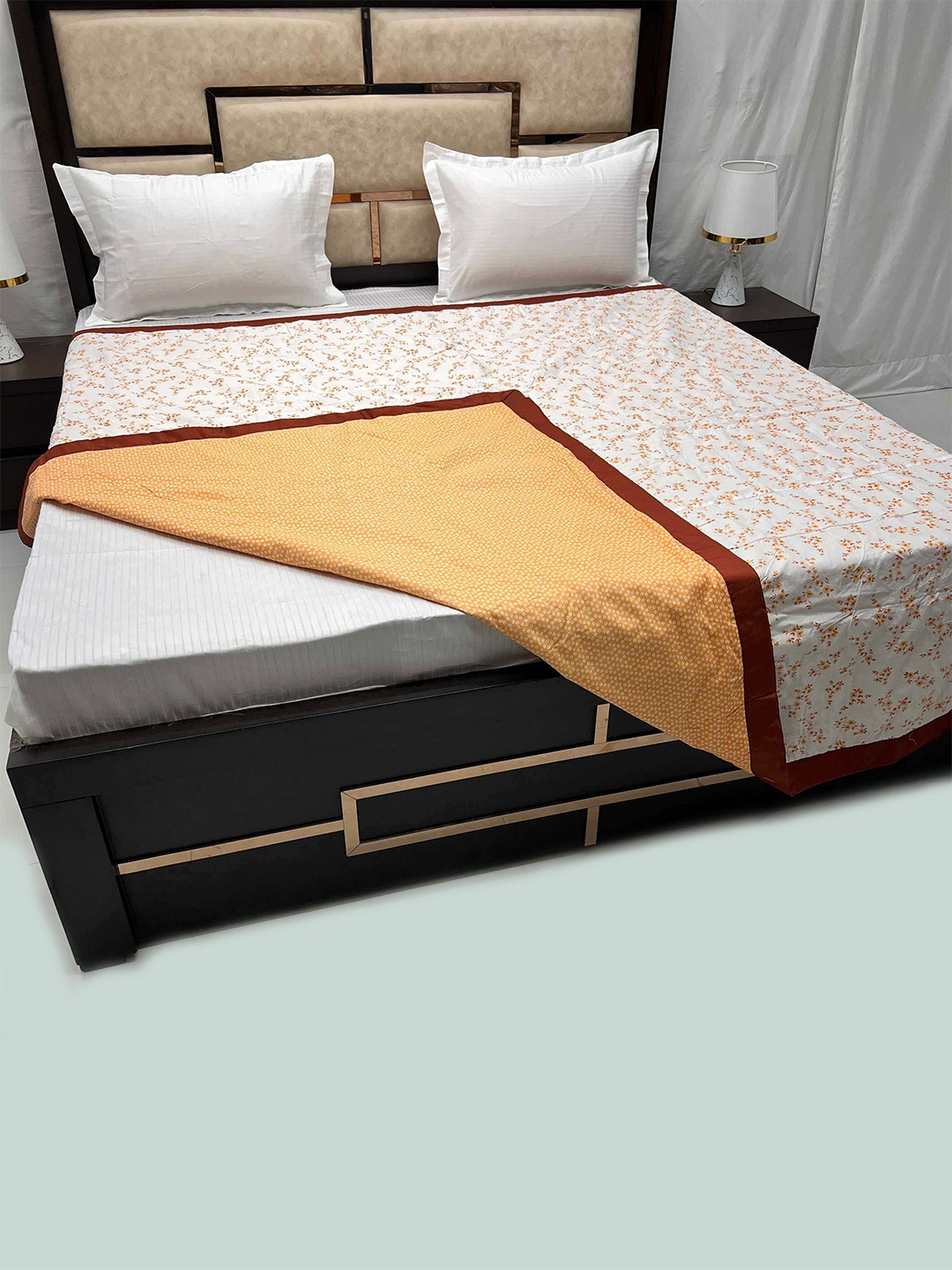 Pure Decor Orange & Maroon Floral AC Room 210 GSM Pure Cotton Reversible Double Bed Dohar
Pure Decor Orange & Maroon Floral AC Room 210 GSM Pure Cotton Reversible Double Bed Dohar