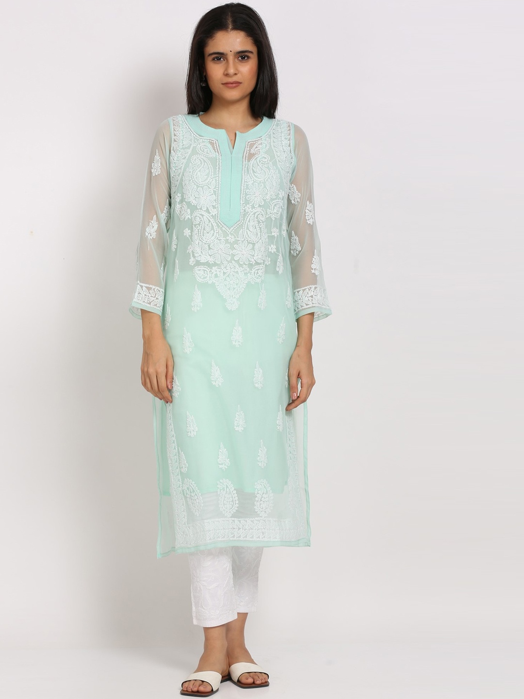 PARAMOUNT CHIKAN Chikankari Hand Embroidered Floral Georgette Kurta with matching Slip, Sea green
PARAMOUNT CHIKAN Chikankari Hand Embroidered Floral Georgette Kurta with matching Slip, Sea green
