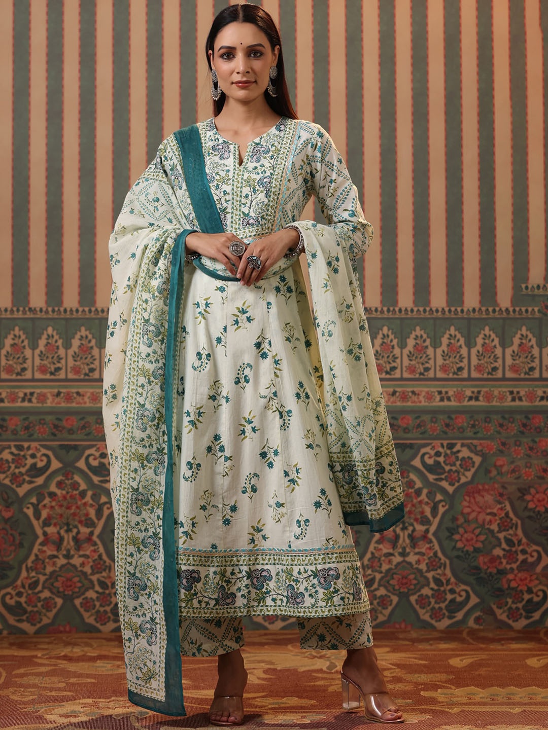 Rain & Rainbow Floral Printed Notch Neck Pure Cotton Kurta with Trousers & Dupatta, Cream
Rain & Rainbow Floral Printed Notch Neck Pure Cotton Kurta with Trousers & Dupatta, Cream