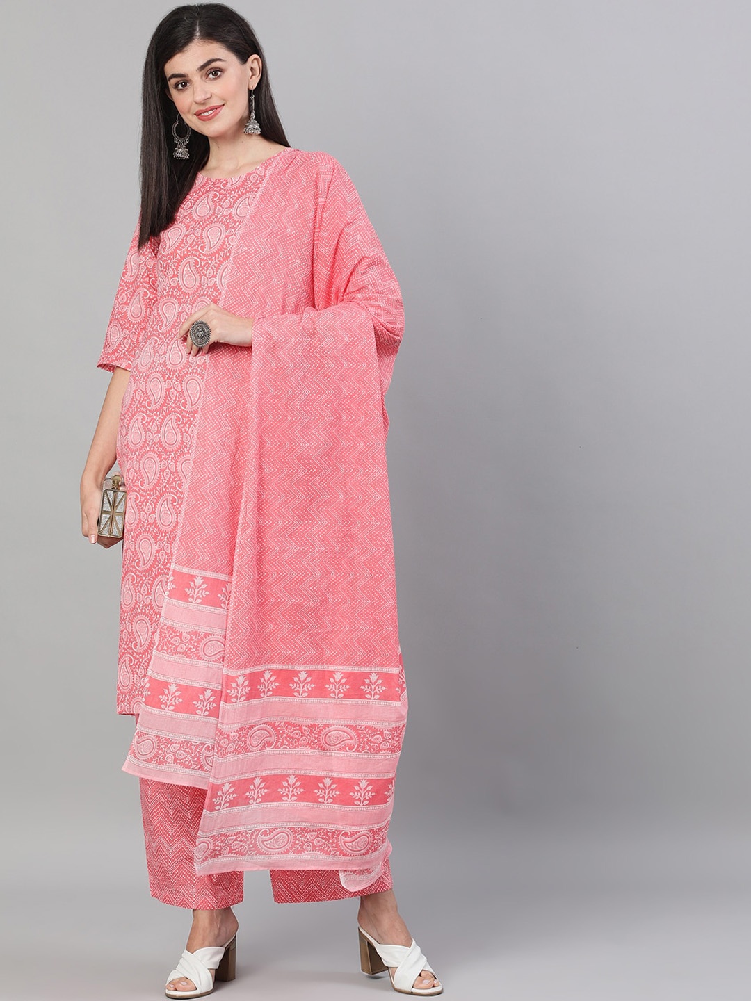 AASI - HOUSE OF NAYO Women Paisley Printed Pure Cotton Kurta with Palazzos & Dupatta, Pink
AASI - HOUSE OF NAYO Women Paisley Printed Pure Cotton Kurta with Palazzos & Dupatta, Pink