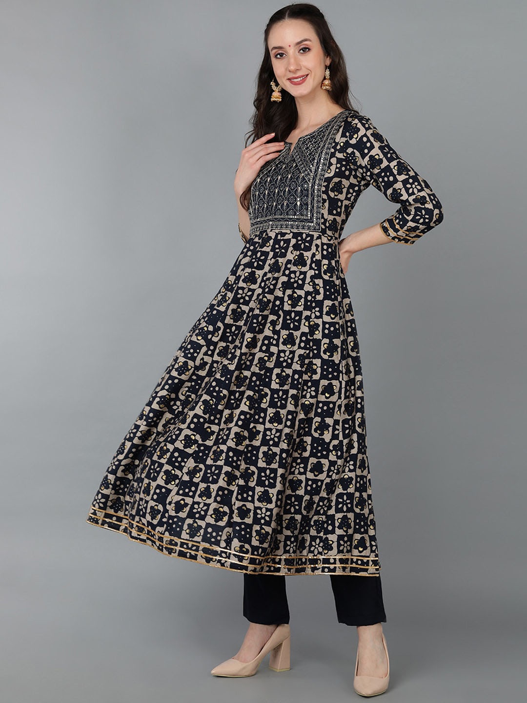 AHIKA Ethnic Motifs Embroidered Mirror Work Silk Blend Kurta with Trousers & With Dupatta, Black
AHIKA Ethnic Motifs Embroidered Mirror Work Silk Blend Kurta with Trousers & With Dupatta, Black