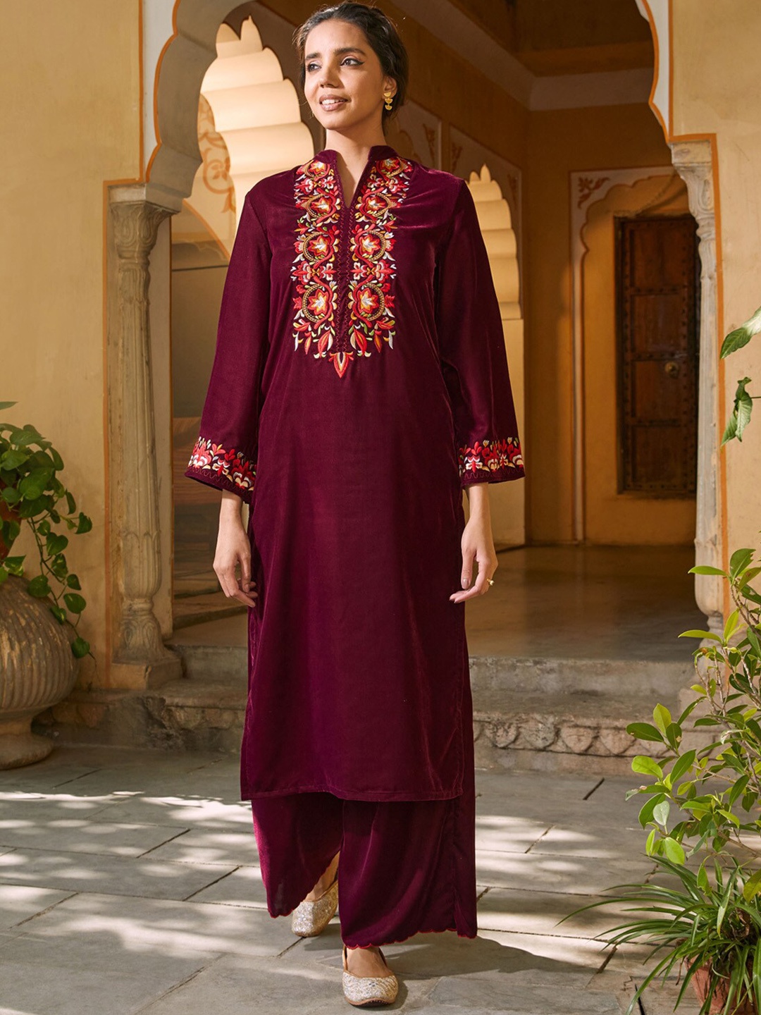Rustorange Ethnic Motifs Yoke Design Empire Thread Work Velvet Kurta with Palazzos, Magenta
Rustorange Ethnic Motifs Yoke Design Empire Thread Work Velvet Kurta with Palazzos, Magenta