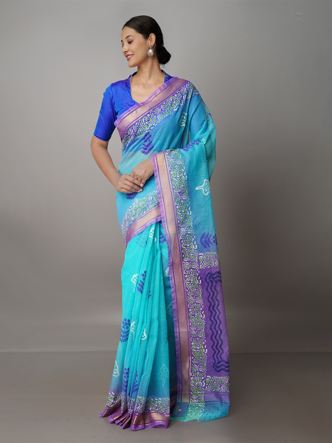 Unnati Silks Ethnic Motifs Printed Zari Handloom Pure Cotton Kota Saree, Turquoise blue
Unnati Silks Ethnic Motifs Printed Zari Handloom Pure Cotton Kota Saree, Turquoise blue