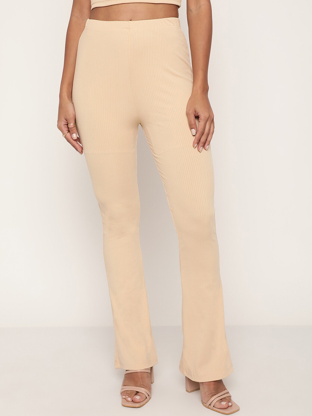 Sugathari Women Relaxed Straight Leg Skinny Fit High-Rise Wrinkle Free Trousers, Beige
Sugathari Women Relaxed Straight Leg Skinny Fit High-Rise Wrinkle Free Trousers, Beige