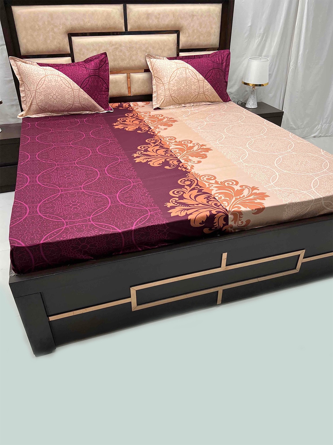 Pure Decor Purple & Peach Ethnic Motifs 400 TC King Bedsheet with 2 Pillow Covers
