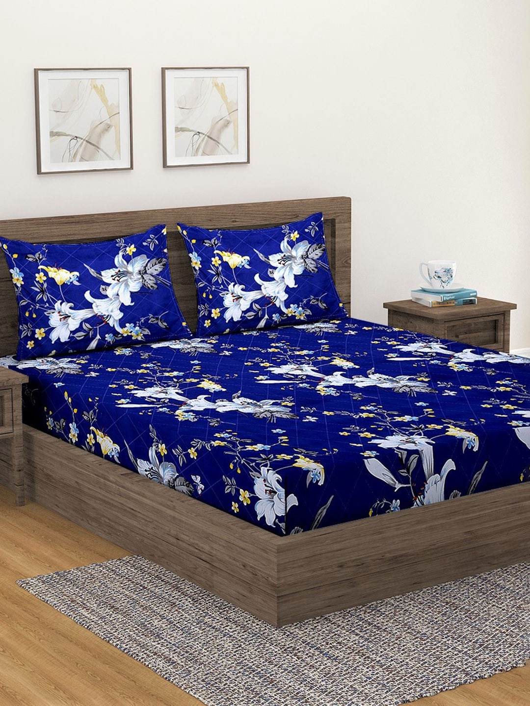 Fashion String Blue & White Floral Printed 144 TC Queen Flat Bedsheet with 2 Pillow Covers
Fashion String Blue & White Floral Printed 144 TC Queen Flat Bedsheet with 2 Pillow Covers