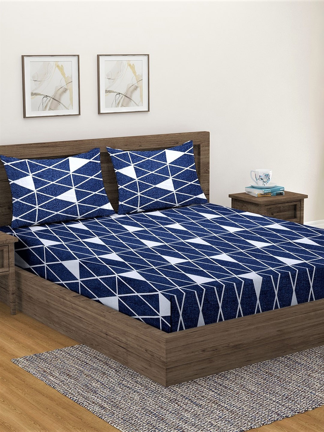 Fashion String Navy Blue & White Printed 144 TC Queen Flat Bedsheet with 2 Pillow Covers
Fashion String Navy Blue & White Printed 144 TC Queen Flat Bedsheet with 2 Pillow Covers