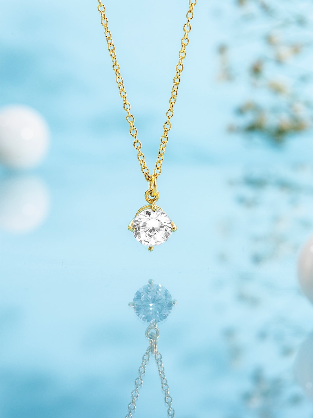 Rubans Silver Sterling Silver Gold-Plated The Classic Dazling Zirconia Pendant Necklace
Rubans Silver Sterling Silver Gold-Plated The Classic Dazling Zirconia Pendant Necklace