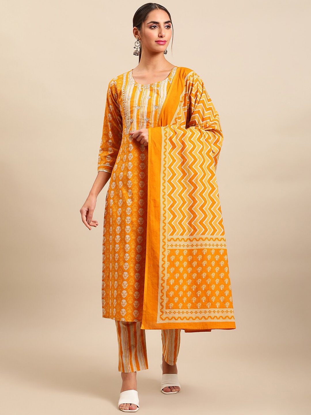 Sangria Women Ethnic Motifs Printed Pure Cotton Kurta with Trousers & With Dupatta, Yellow
Sangria Women Ethnic Motifs Printed Pure Cotton Kurta with Trousers & With Dupatta, Yellow