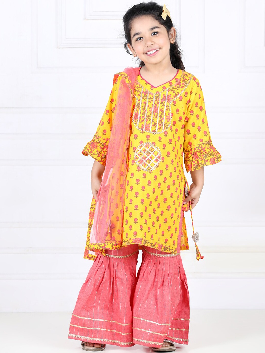 Kinder Kids Girls Printed Gotta Patti Pure Cotton Kurti with Sharara & Dupatta, Yellow
Kinder Kids Girls Printed Gotta Patti Pure Cotton Kurti with Sharara & Dupatta, Yellow
