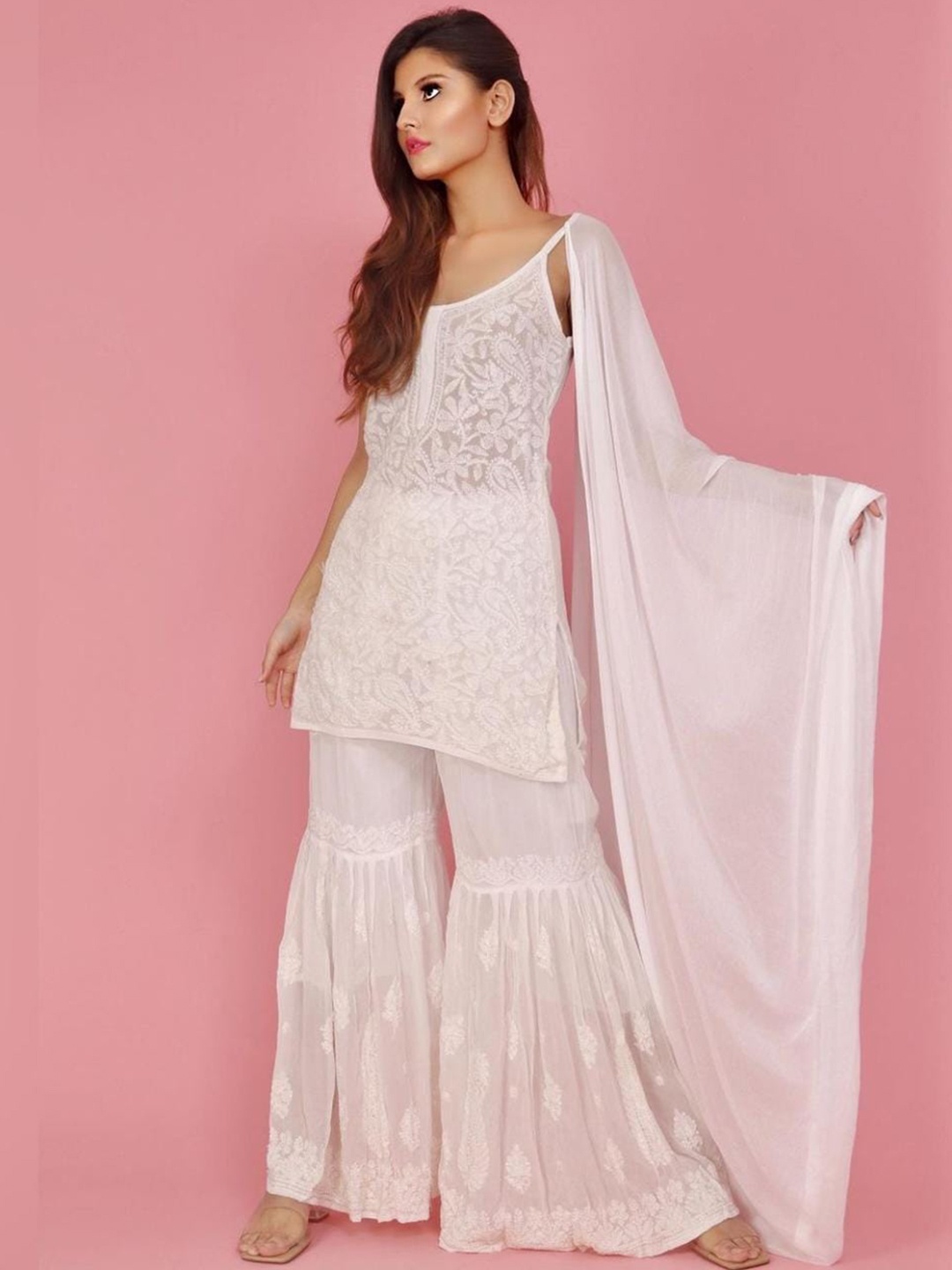 LABEL AISHWARYRIKA Ethnic Motifs Embroidered Thread Work Georgette Kurta Set, White
LABEL AISHWARYRIKA Ethnic Motifs Embroidered Thread Work Georgette Kurta Set, White