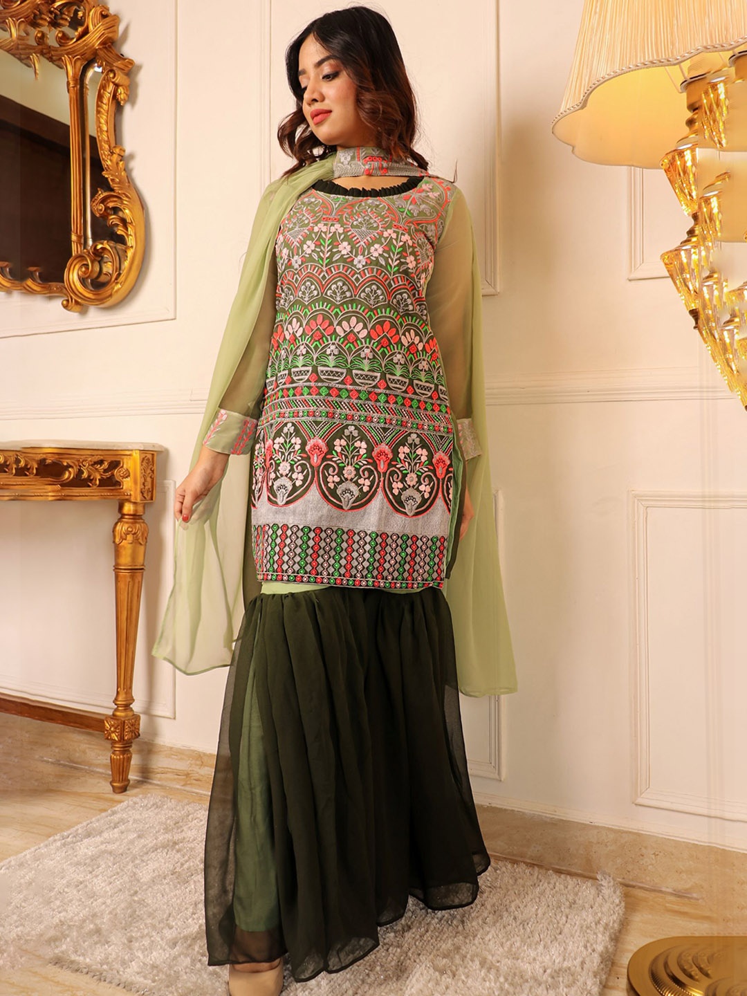 Vidraa Western Store Floral Embroidered Thread Work Kurta with Sharara & With Dupatta, Green
Vidraa Western Store Floral Embroidered Thread Work Kurta with Sharara & With Dupatta, Green