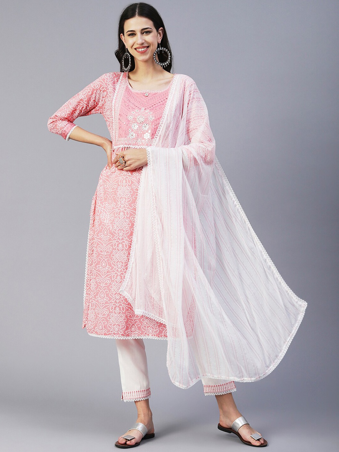 FASHOR Women Paisley Printed Mirror Work Pure Cotton Kurta with Trousers & With Dupatta, Peach
FASHOR Women Paisley Printed Mirror Work Pure Cotton Kurta with Trousers & With Dupatta, Peach