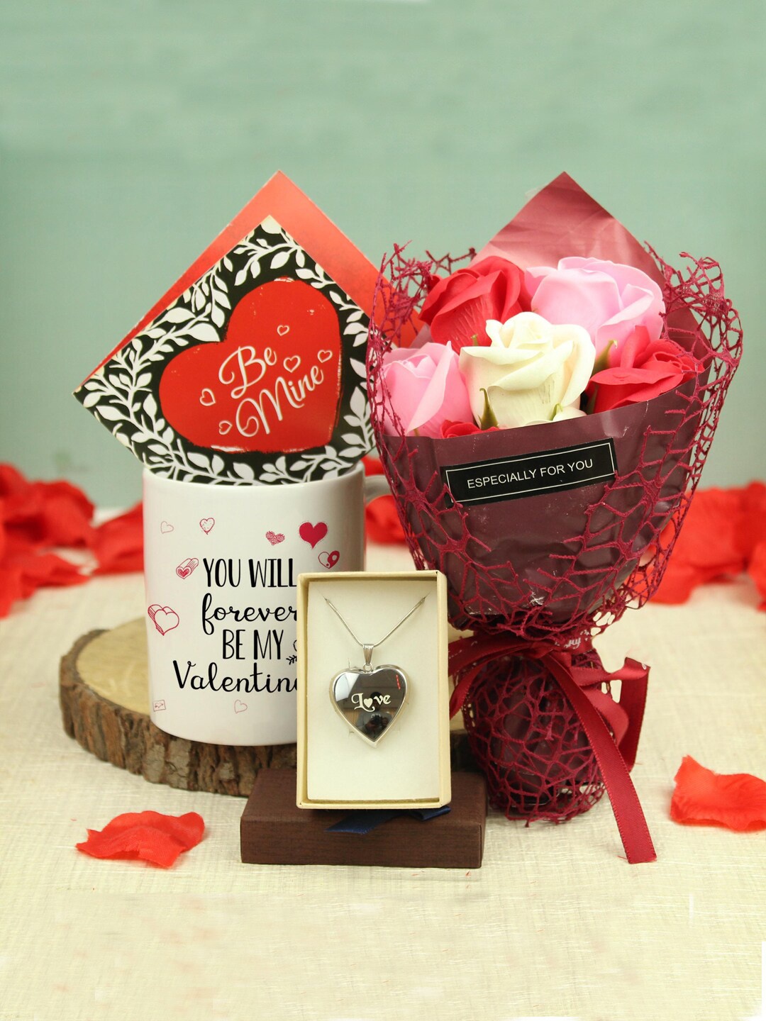 TIED RIBBONS Red & White 4-Pieces Artificial Flower Bouquet Mug Card Pendant With Chain
TIED RIBBONS Red & White 4-Pieces Artificial Flower Bouquet Mug Card Pendant With Chain