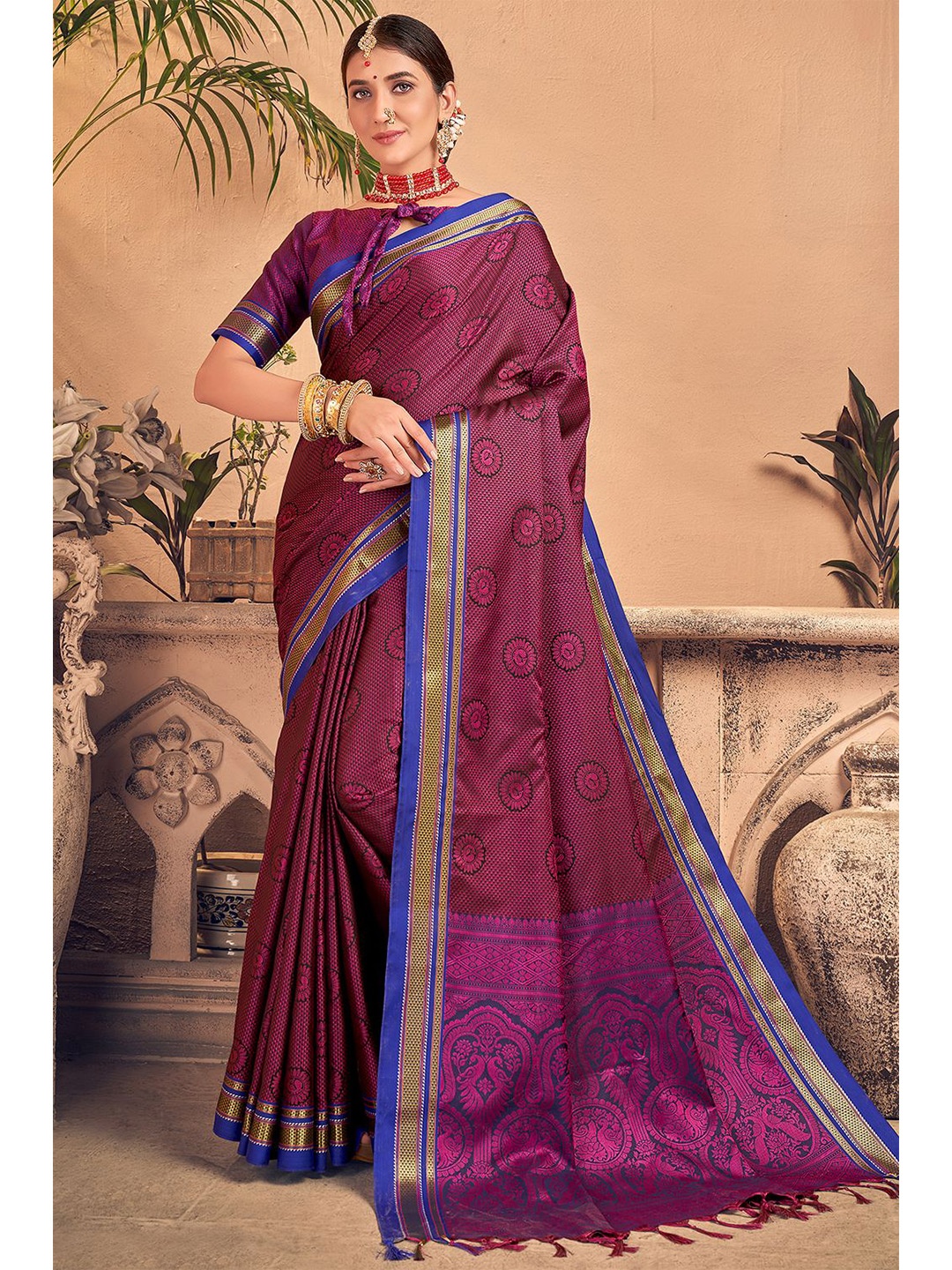 KARAGIRI Woven Design Zari Saree, Purple