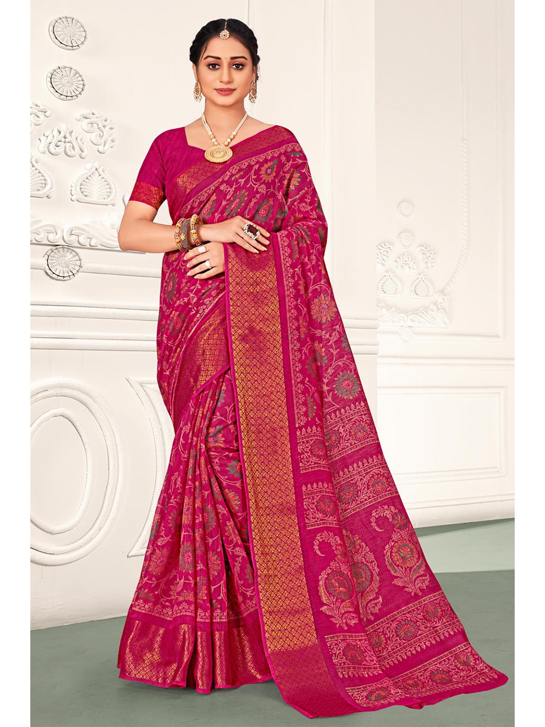KARAGIRI Floral Printed Zari Saree, Pink