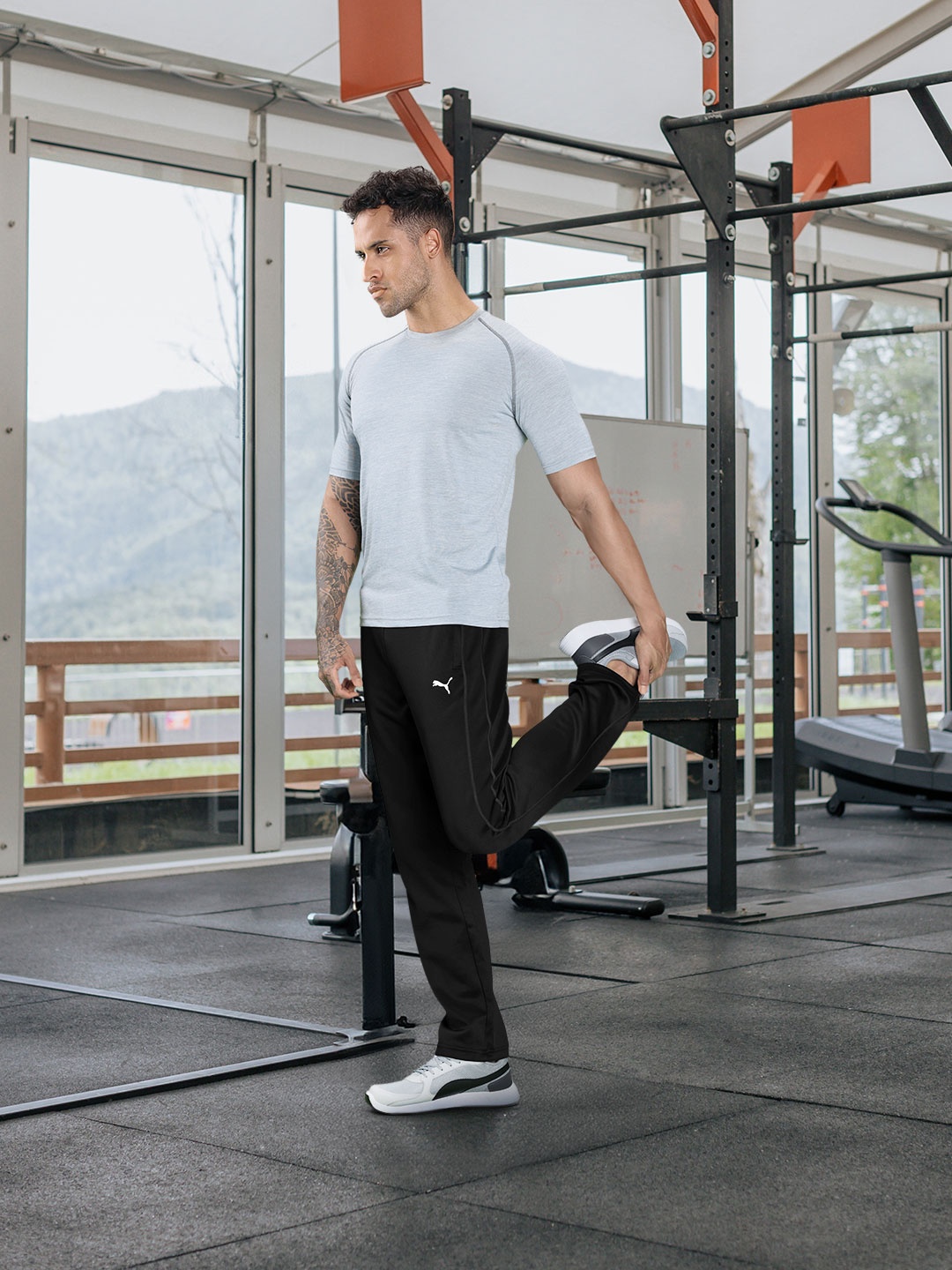 PUMA Motorsport Men Ferrari Style MT7 Brand Logo Minimal Regular fit Dry-Cell Track Pants, Black
PUMA Motorsport Men Ferrari Style MT7 Brand Logo Minimal Regular fit Dry-Cell Track Pants, Black