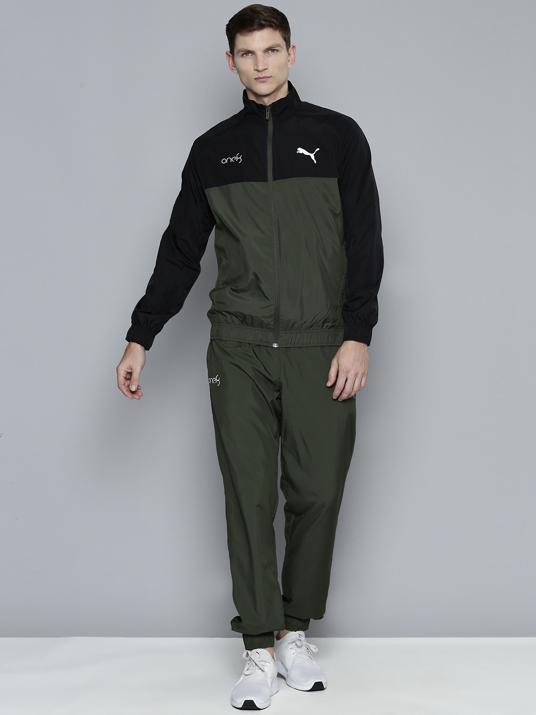 one8 x PUMA Men Virat Kohli Raglan Sleeves Jacket And Mid-Rise Jogger Track Suit, Green
one8 x PUMA Men Virat Kohli Raglan Sleeves Jacket And Mid-Rise Jogger Track Suit, Green