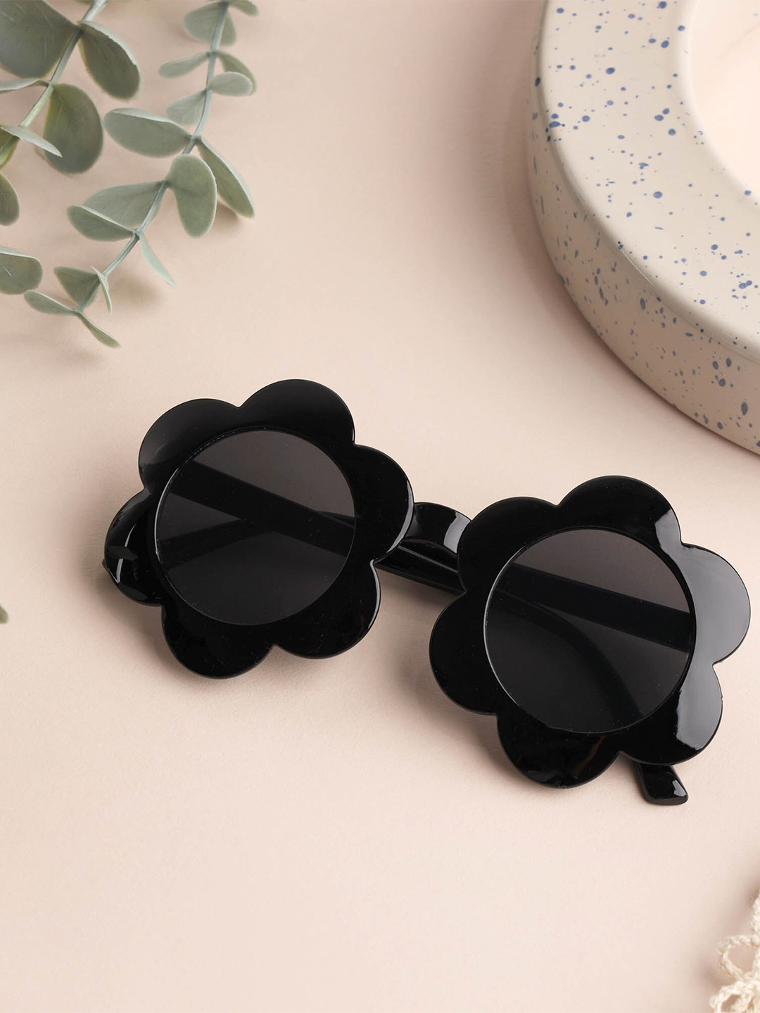 KICKS & CRAWL Girls Black Lens & Blue Round Sunglasses with UV Protected Lens
KICKS & CRAWL Girls Black Lens & Blue Round Sunglasses with UV Protected Lens