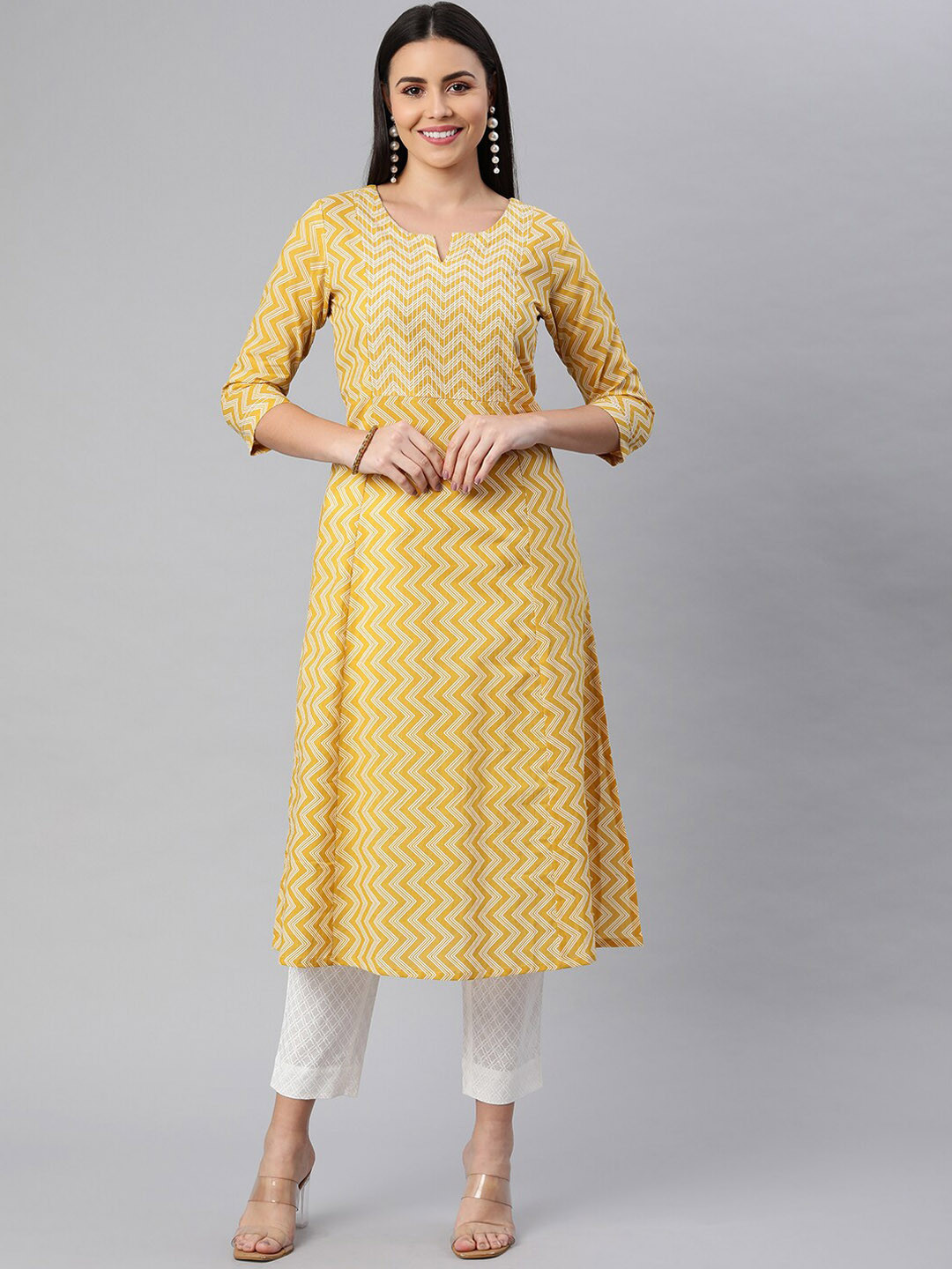 KAMI KUBI Women Chevron Printed Notched Neck Pure Cotton Kurta with Trousers, Yellow
KAMI KUBI Women Chevron Printed Notched Neck Pure Cotton Kurta with Trousers, Yellow