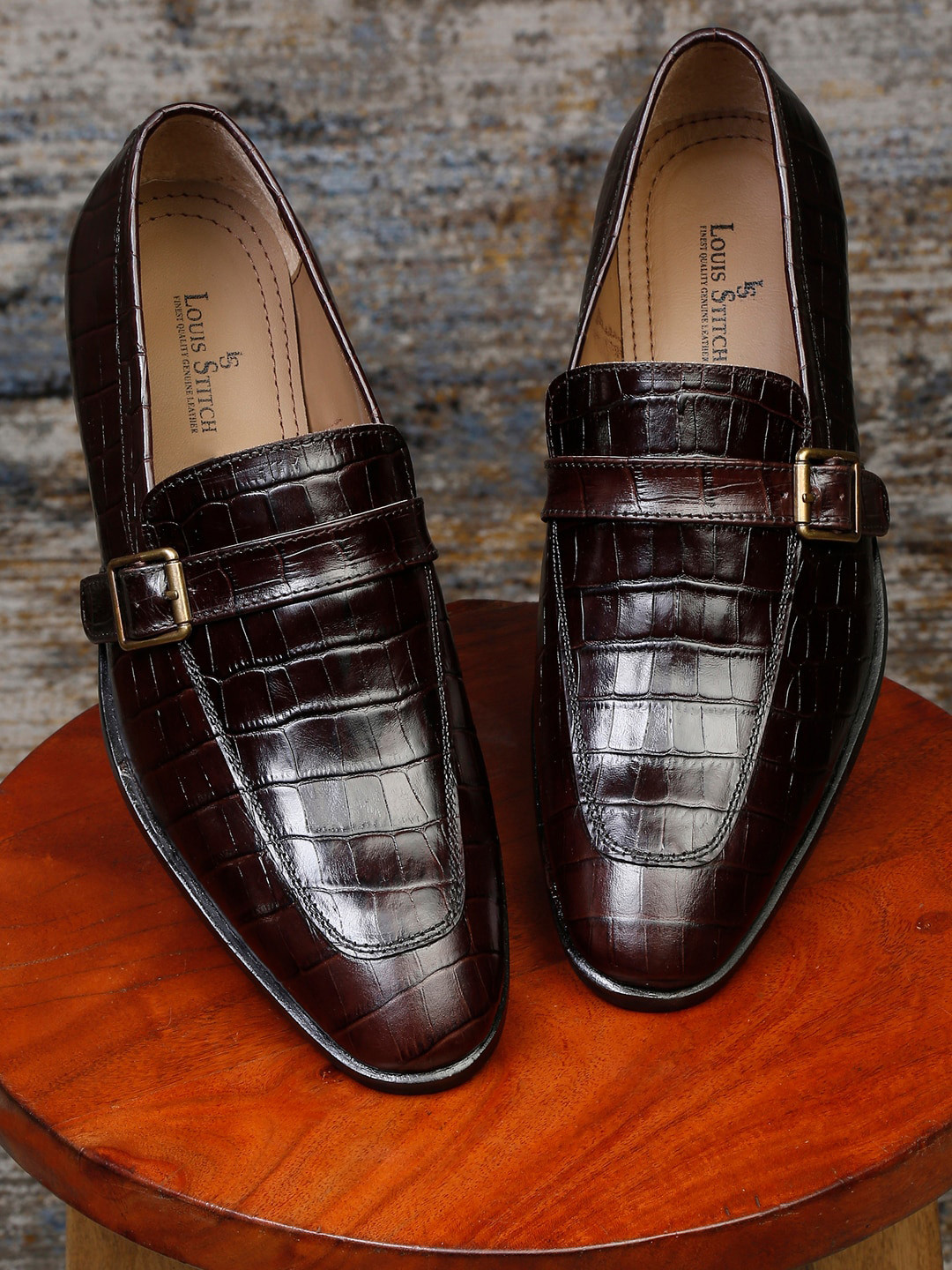 LOUIS STITCH Men Textured Leather Lightweight Loafers, Brown 
LOUIS STITCH Men Textured Leather Lightweight Loafers, Brown