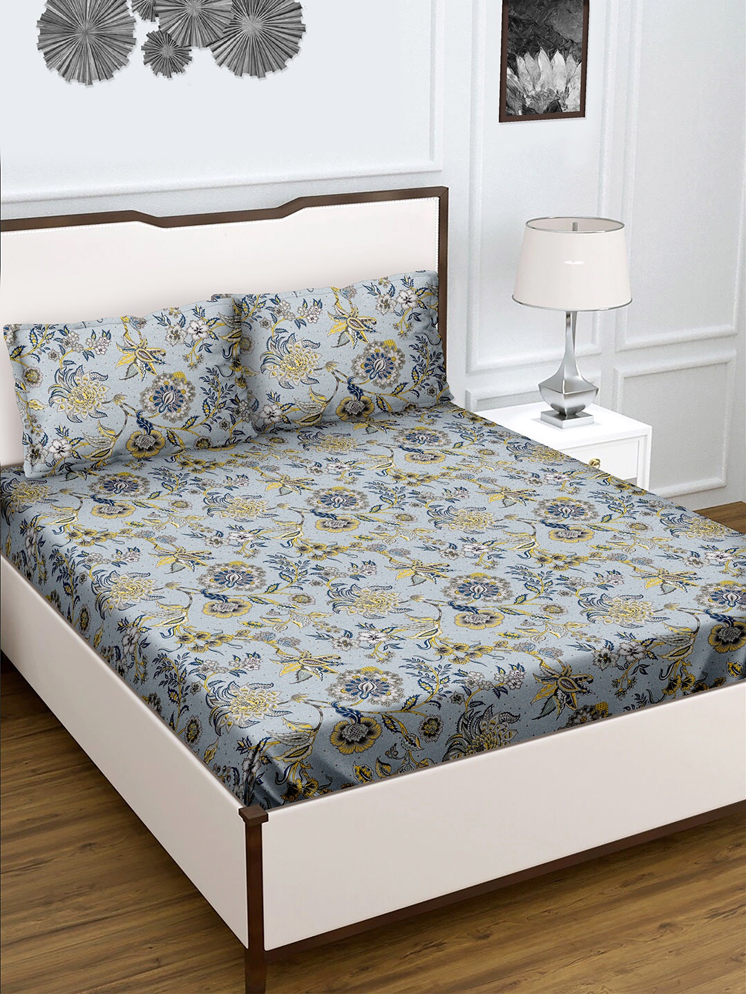 BELLA CASA Radiant Collection Grey & Blue Floral 180 TC King Bedsheet & 2 Pillow Covers
BELLA CASA Radiant Collection Grey & Blue Floral 180 TC King Bedsheet & 2 Pillow Covers